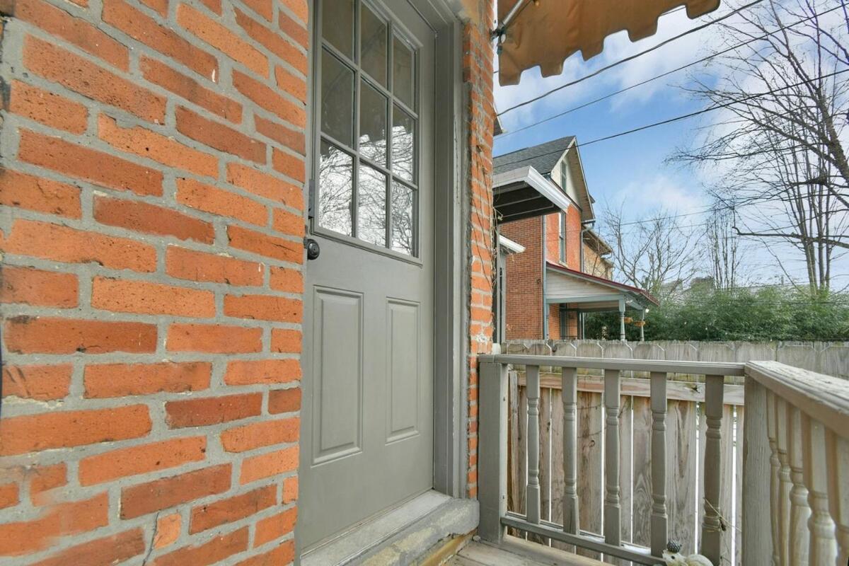 Casa de férias Walkable Short North Retreat With King Bed & Free Crossfit